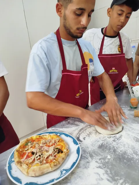 Pizza préparée par les stagiaires